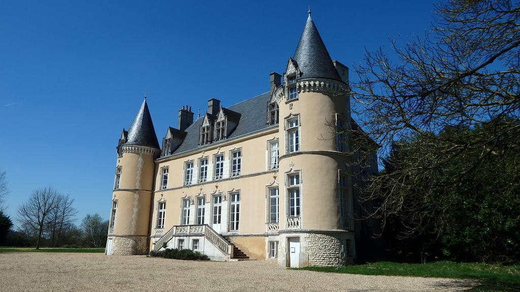 Chateau De Blavou Normandie Saint-Denis-sur-Huisne Exterior photo